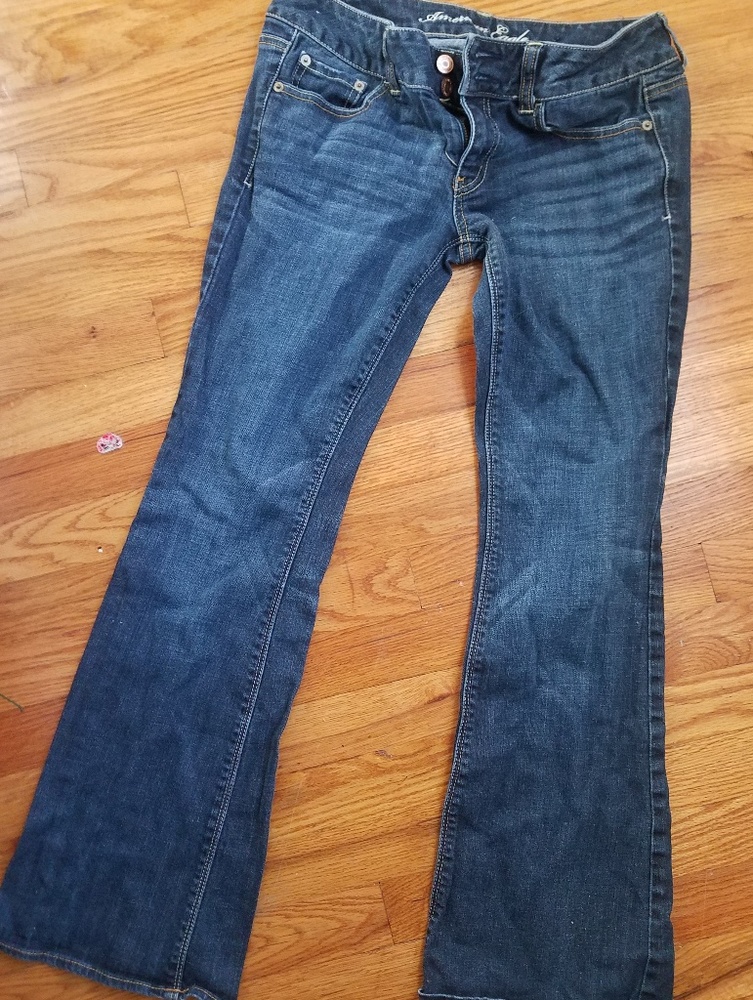 Size 8 AE jeans